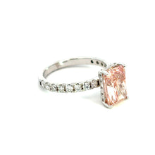 Lab Grown Diamond Engagement Ring