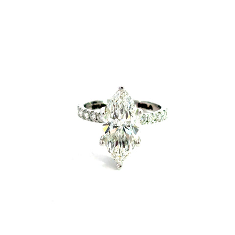 Lab Grown Diamond Engagement Ring