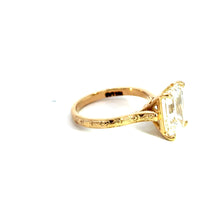 Lab Grown Diamond Engagement Ring