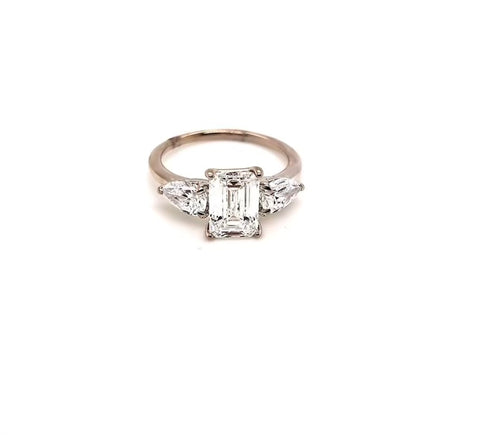 Lab Grown Diamond Engagement Ring