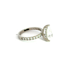 Lab Grown Diamond Engagement Ring